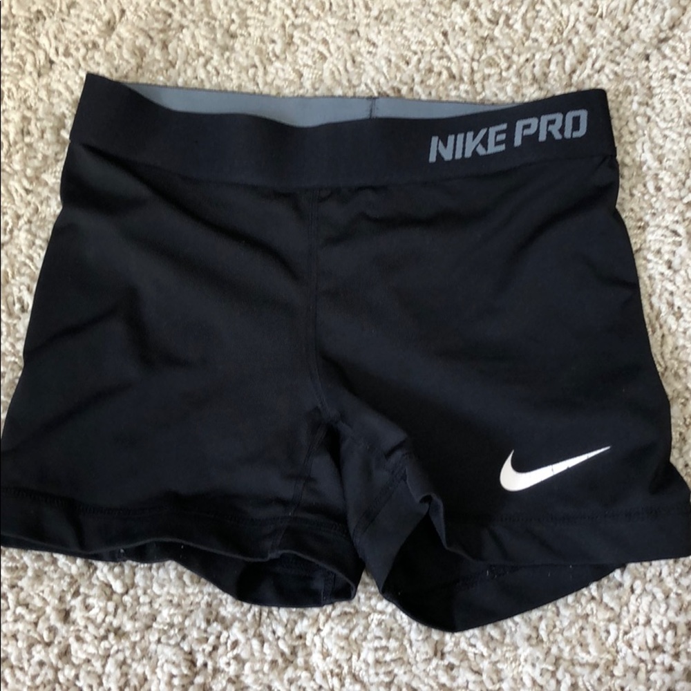 Black Nike Pro spandex